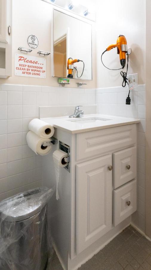 Two Bedrooms Apartment Manage And Supervise By Host Endless Features Amenities Dishwasher Washer Dryer Best Wifi Internet Services By Verizon Fios 960 Upload 960 Download Bi Monthly Free Housekeeping Services Huge 10000 Square Footage New York City Exterior photo