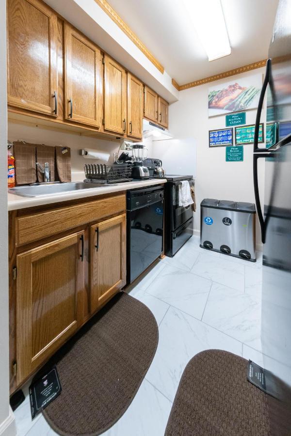 Two Bedrooms Apartment Manage And Supervise By Host Endless Features Amenities Dishwasher Washer Dryer Best Wifi Internet Services By Verizon Fios 960 Upload 960 Download Bi Monthly Free Housekeeping Services Huge 10000 Square Footage New York City Exterior photo