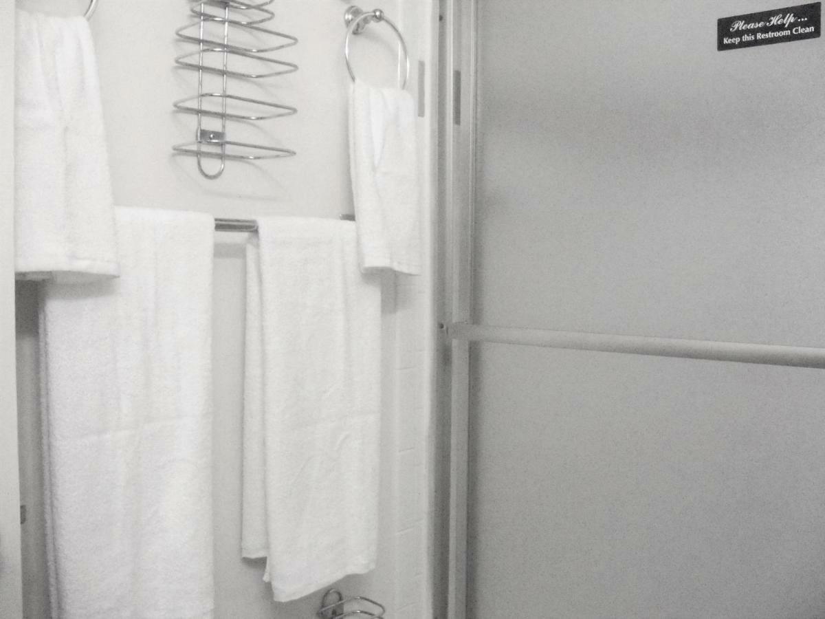 Two Bedrooms Apartment Manage And Supervise By Host Endless Features Amenities Dishwasher Washer Dryer Best Wifi Internet Services By Verizon Fios 960 Upload 960 Download Bi Monthly Free Housekeeping Services Huge 10000 Square Footage New York City Exterior photo