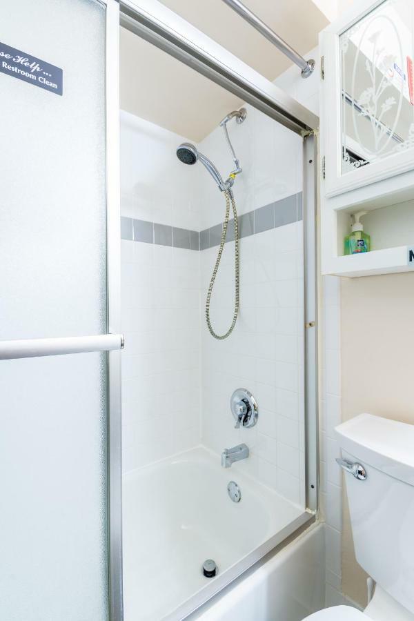 Two Bedrooms Apartment Manage And Supervise By Host Endless Features Amenities Dishwasher Washer Dryer Best Wifi Internet Services By Verizon Fios 960 Upload 960 Download Bi Monthly Free Housekeeping Services Huge 10000 Square Footage New York City Exterior photo